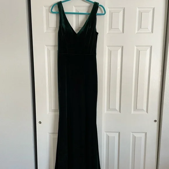 slim fit dress slacks Remember The Night Emerald Green Velvet Dress, Medium - The Mint Julep Boutique main image 1
